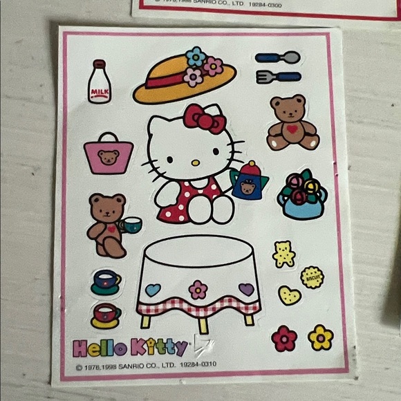 1998 Hello Kitty Sticker Collection - Picture 4 of 7